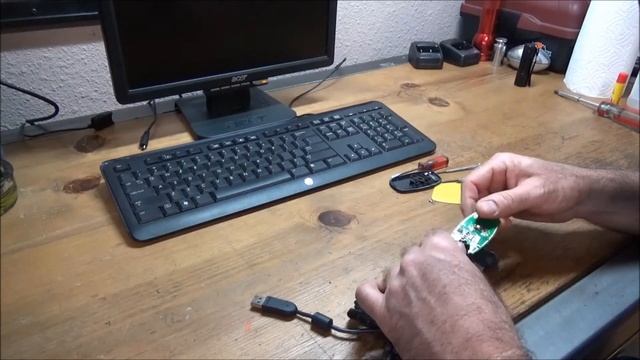 I repaired my broken XBOX360 Wireless Adapter! смотреть онлайн