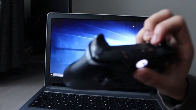 Xbox One Wireless Adapter for Windows - Unboxing & Setup (#2) смотреть онлайн