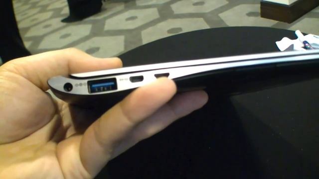 Samsung ATIV Book 9 Plus Hands On | Deutsch смотреть онлайн