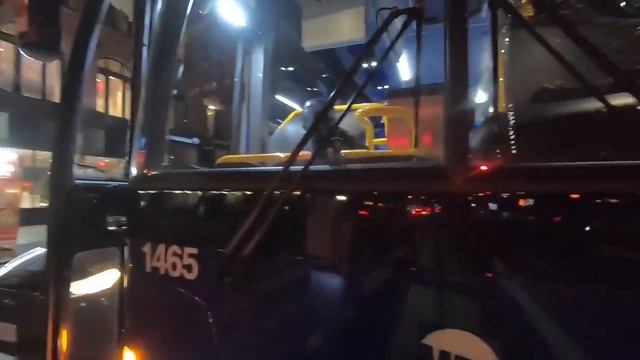 Bus windows hit with a bike lock / Our bus drivers lives are in danger @PassengersUnited смотреть онлайн