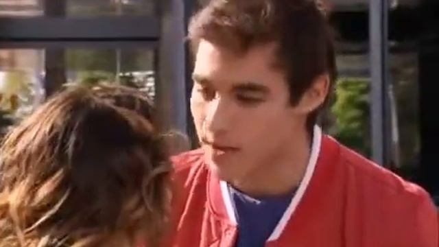 |Виолетта и Леон|Уходи и Дверь Закрой| смотреть онлайн