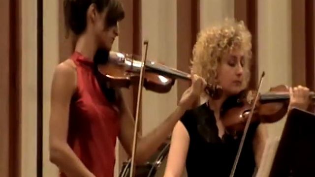 TANDEMONOS violin duo Luciano Berio - Duos for two violins "Leonardo" смотреть онлайн