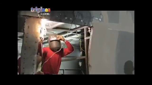 TRIPINAS SEASON 2 EPISODE 2- ATOY CUSTOMS FOR 2GO SINULOG FLOAT смотреть онлайн