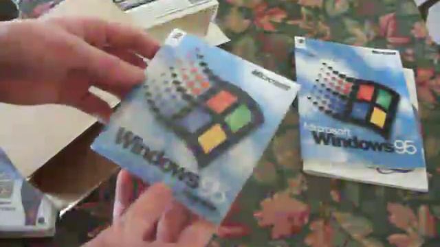 Windows 95 Upgrade Unboxing смотреть онлайн