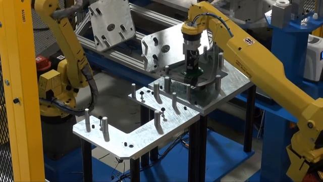 Robotic Application of Glass Primer by Flexible Automation, Inc. смотреть онлайн