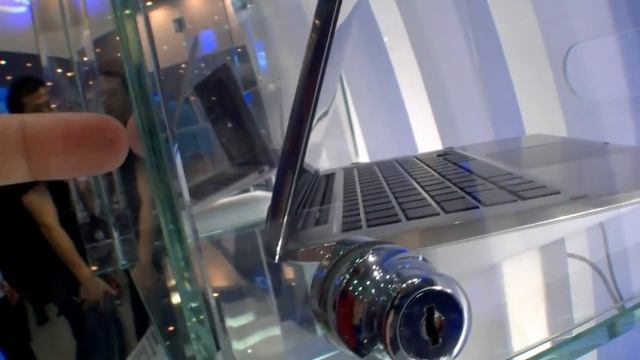 ASUS Transformer Book Intel Core i7 Hybrid (DE) смотреть онлайн