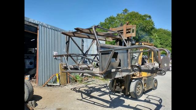 Land Rover V8 Trialer Build Part 2 - The Journey of the Chassis. смотреть онлайн