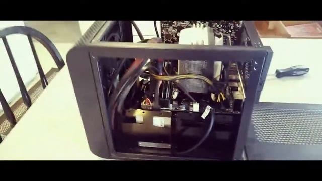 Thermaltake Core V1 Mini ITX Gaming HTPC смотреть онлайн