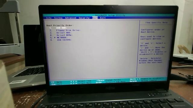 Cara seting bios fujitsu warning bootable device was not faund u937_u938_u939_u9310 смотреть онлайн