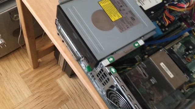 HP Compaq DE5100 Small Form Factor In Depth Review смотреть онлайн