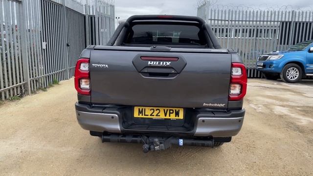 Toyota Hilux 2.8 D-4D Invincible X ( ML22 VPW ) смотреть онлайн
