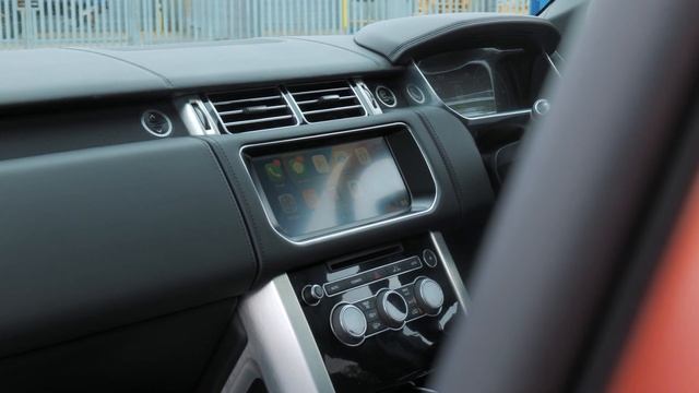 Land Rover Range Rover 4.4 SD V8 Autobiography SUV 5dr Diesel Auto 4WD Euro 6 (s/s) (339 ps) - 2018 смотреть онлайн