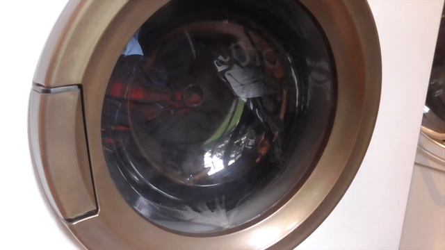 The Laundry Centre - Hotpoint 1842 Super Electronic смотреть онлайн