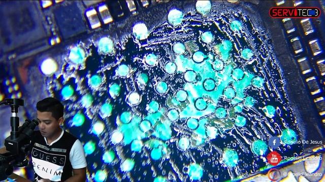 IPhone 5s pantalla Roja error 4013 смотреть онлайн