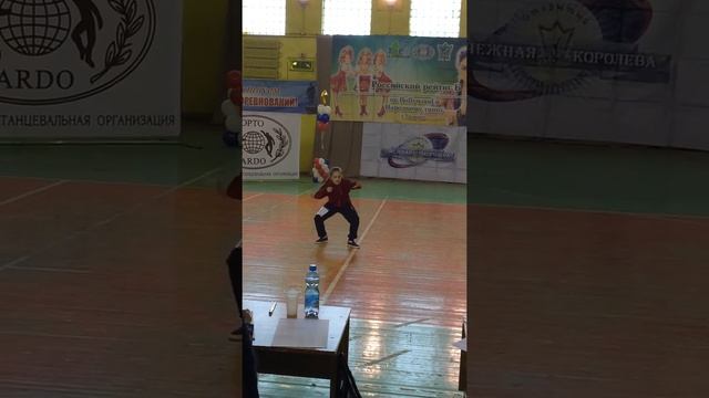 Евгения Косенко 8 лет DANCE SCHOOL VICTORY HIP-HOP freestyle г. Таганрог 1 место