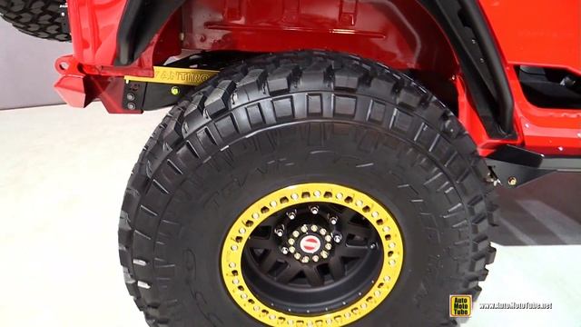 2016 Jeep Wrangler Spicy Chicken - Walkaround - Nitto Tires Stand at SEMA 2016 смотреть онлайн
