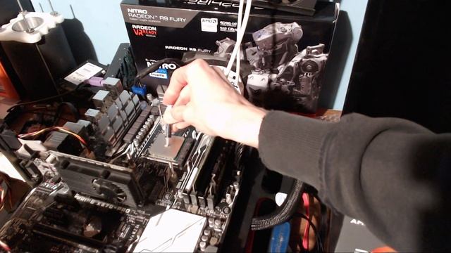 Asus Prime X370 Pro Bricks Itself Live :/ смотреть онлайн