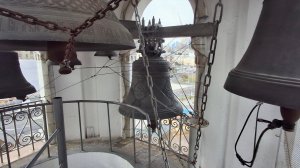 Вариант съёмки 1. 05.10.24. Колокольный звон в Храме Христа Спасителя на Надвратной Колокольне.