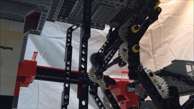 LEGO GBC Not Scissor Lift смотреть онлайн