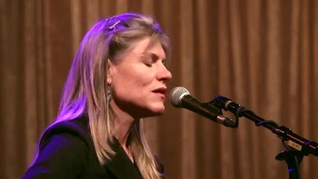Sunday Night at the Pavilion Claire Kellerman One Drop of Love 480p смотреть онлайн