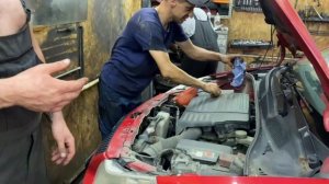 Плановая замена ремня ГРМ и маслосъемных колпачков на SUZUKI GRAND VITARA.