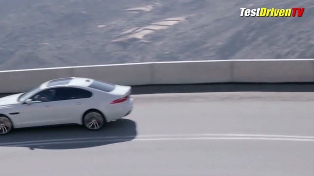 2016 Jaguar XF First Look смотреть онлайн