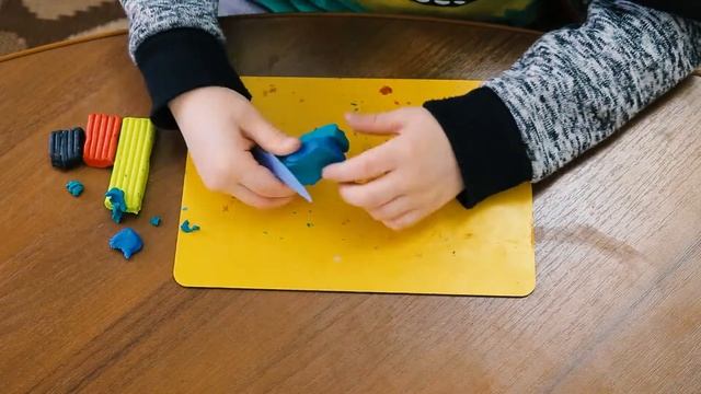 Ліпимо джип з пластиліна. смотреть онлайн