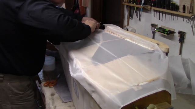 33% Clipped Wing Taylorcraft Restoration - Video 64 - The fuse смотреть онлайн
