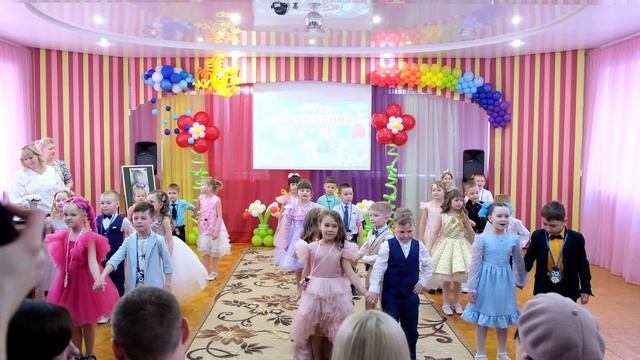 Выпускной в детском саду. смотреть онлайн