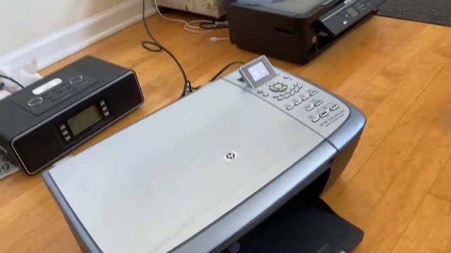HP PSC 2355 Printers and Epson XP-330 Printer смотреть онлайн