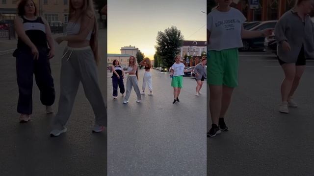 AFRO DANCE в Казани! #afrodance #dance #kzn #dancer #танцывказани #школатанцев #школатанцевказань смотреть онлайн