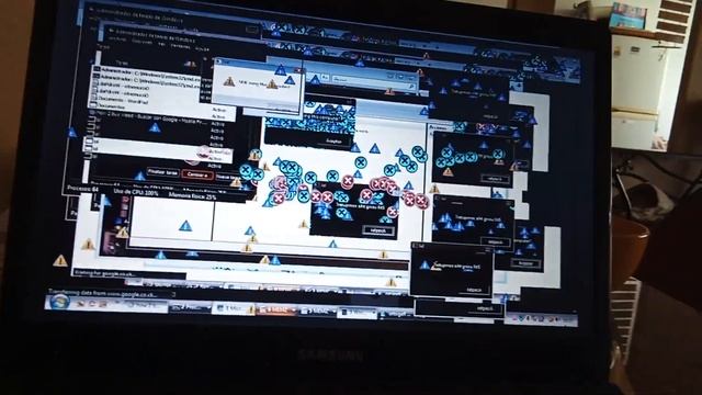 (WARNING) I Destroyed Windows Vista With Memz Trojan 3.0 смотреть онлайн