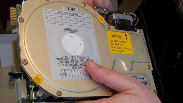 Five Boxes of Retro PC Stuff (Unboxing) смотреть онлайн