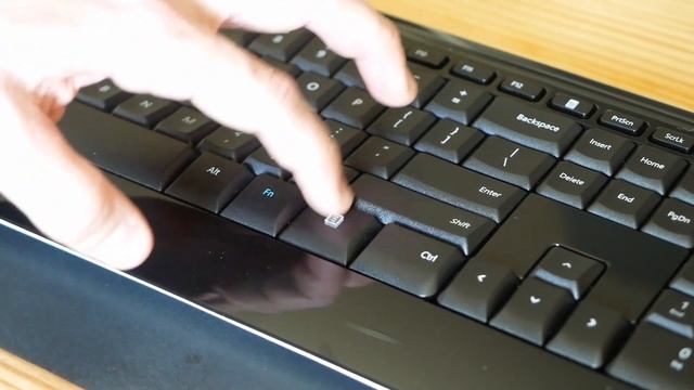 Microsoft Wireless Desktop 850 with AES - Quick Review смотреть онлайн