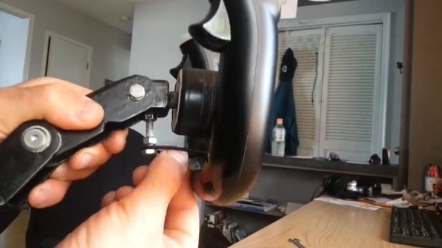 Homemade Xbox 360 wireless speed wheel mount and stand-DIY смотреть онлайн