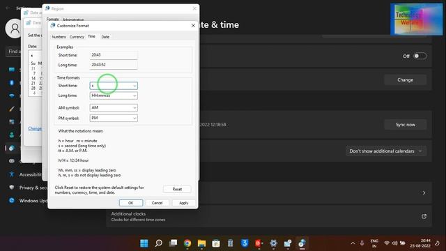 How to Customize / Hide Clock From Taskbar on Windows 11(Without Registry Editor) смотреть онлайн