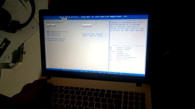 Tutorial como dar o boot pelo Pen Drive ou DVD no Notebook da Asus X550c смотреть онлайн