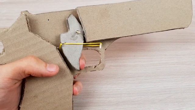 Cardboard Desert Eagle That Shoots - Simple DIY CS:GO Gun From Cardboard