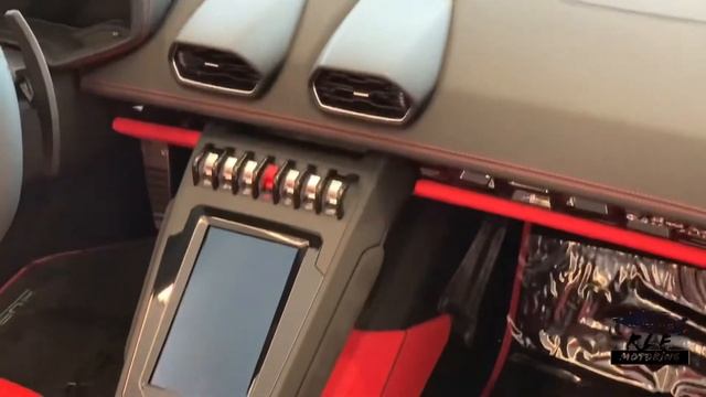 2020 LAMBORGHINI HURACAN EVO SPYDER смотреть онлайн