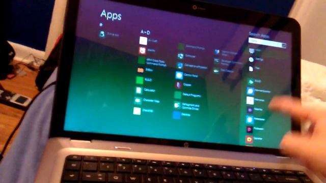 Windows 8 Developer preview on multi-touch laptop смотреть онлайн