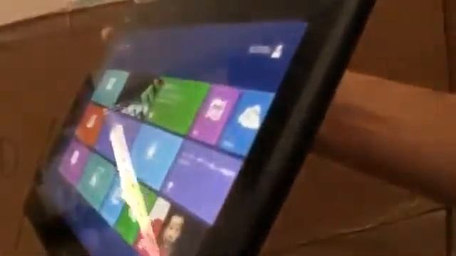 Fujitsu Arrow Tab 10 1 inch Windows 8 Tablet sporting Intel Atom Clovertrail and 3G362 смотреть онлайн