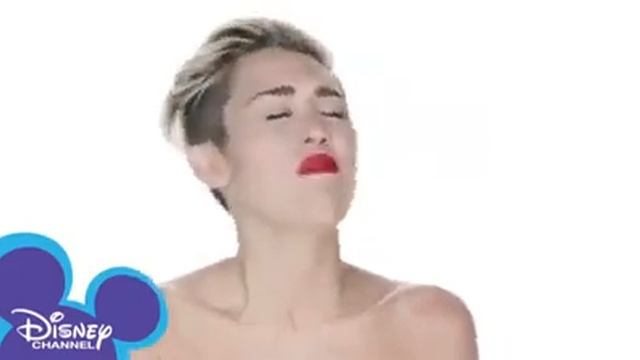 Vines greatest - how Miley Cyrus' "Wrecking Ball" should have ended. смотреть онлайн