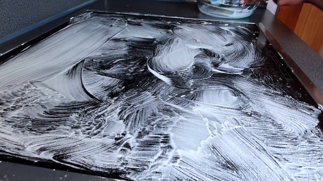 how to clean a glass stovetop with ingredients you already have in your kitchen / stovetop cleaning смотреть онлайн