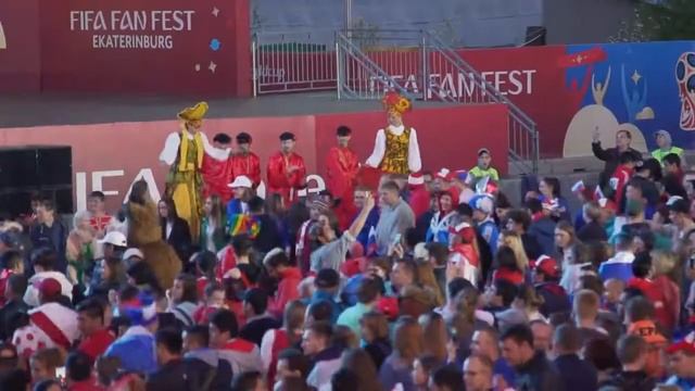 Гулливеры на Фан зоне FIFA WORLD CUP 2018 смотреть онлайн