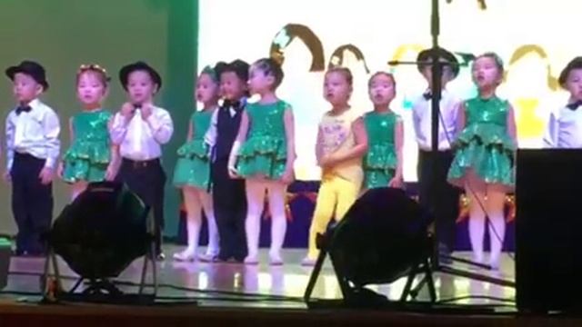 Bat-Ochir & Narantsatsral Urna 1 смотреть онлайн