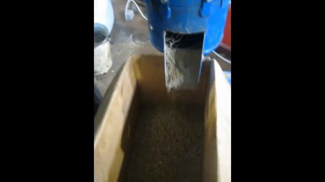 Гранулятор кормов, с фильерой матрицы 3 мм (!изменился номер!) смотреть онлайн