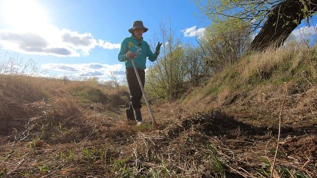 Где купить Б/У улья и выбор места под пасеку. Пчеловод выходного дня смотреть онлайн
