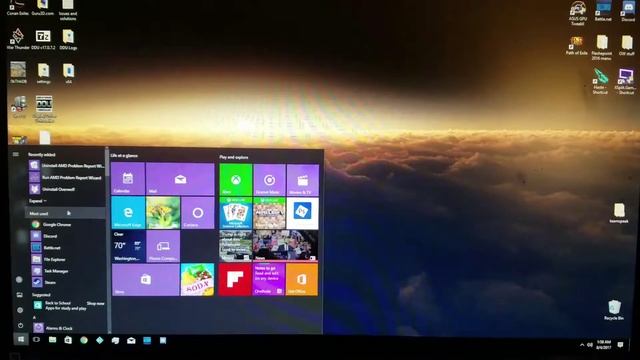 Screen glitch after installing AMD Radeon 17.7 смотреть онлайн