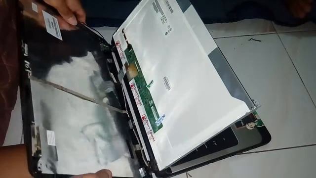 Ganti LCD & Keyboard HP 431 смотреть онлайн
