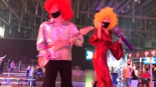 Гулливер. Ходулисты DISCO смотреть онлайн